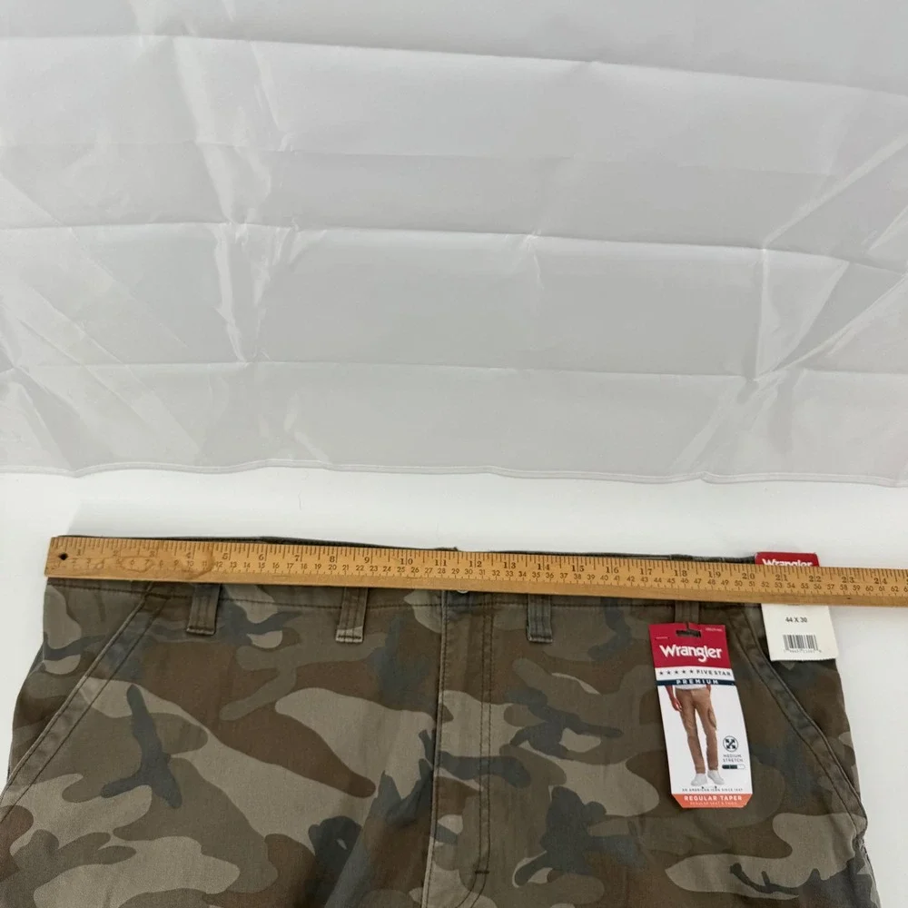 Wrangler Cargo Pants Mens 44x30 Green Camo Five Star Premium Regular Taper NWT - Picture 9 of 12